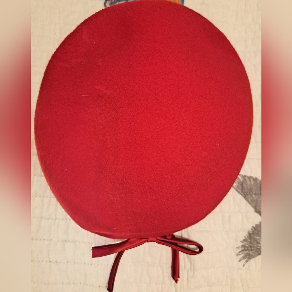 Vintage Jonquil Red Bubble Hat rare markings on inside Ritz Union Made